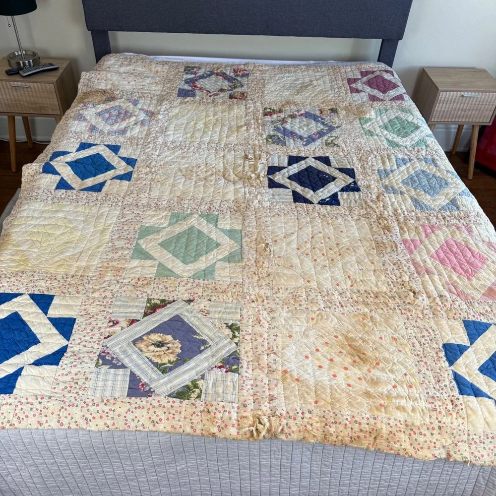 Vintage 1940s Handmade Patchwork Quilt Hand Stitched Floral Primitive 67 x 78